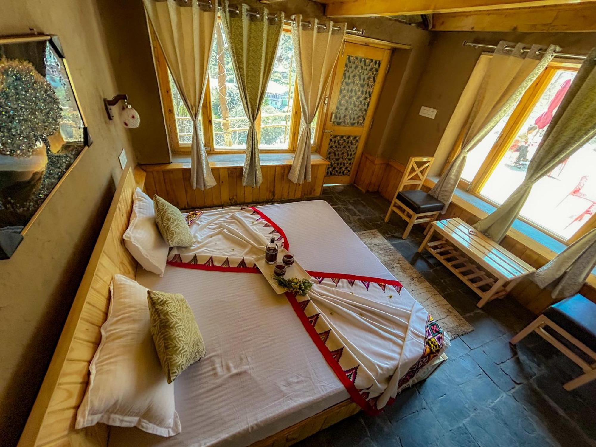 Sainj Riverside Cottages Kültér fotó
