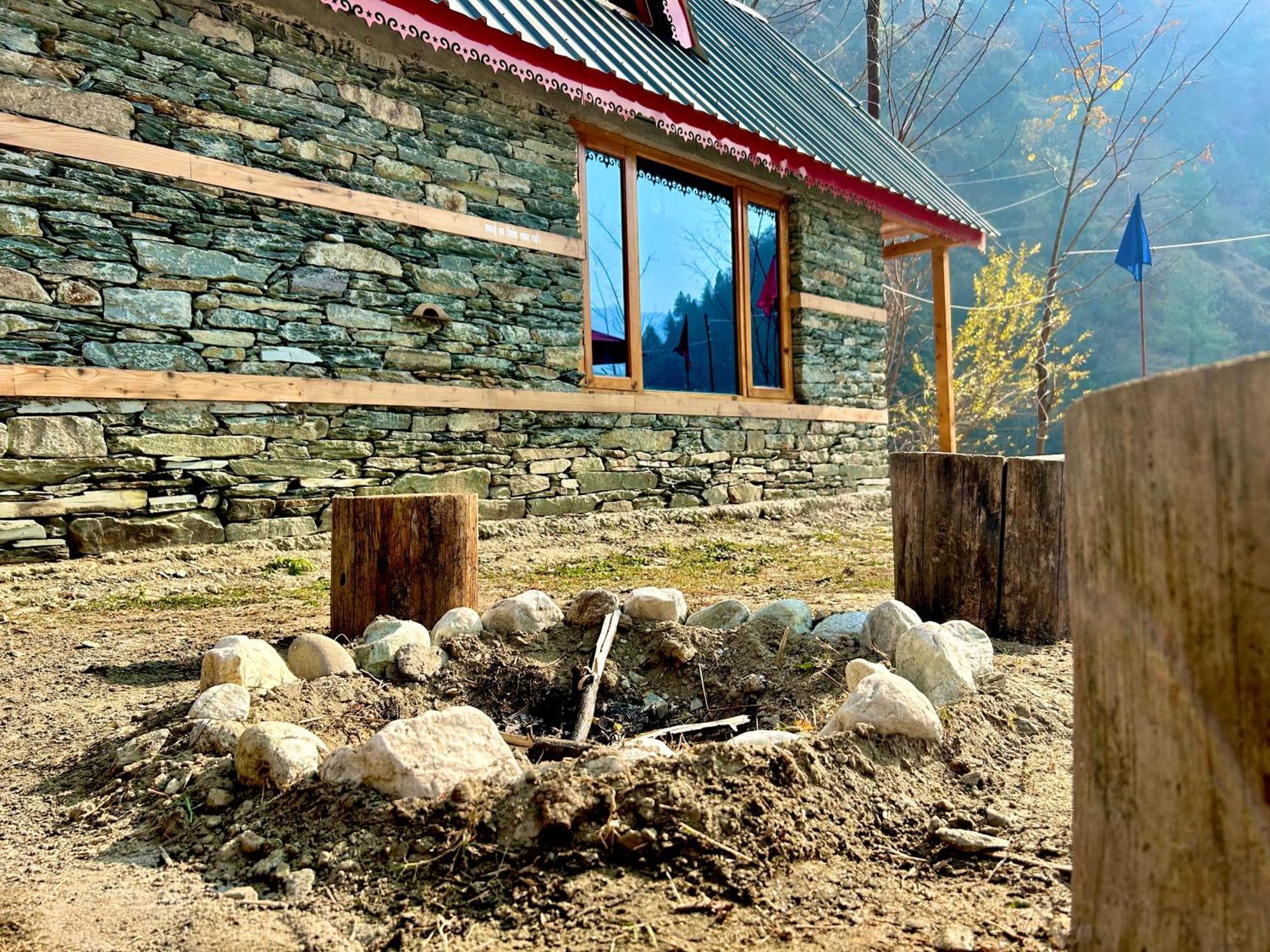 Sainj Riverside Cottages Kültér fotó