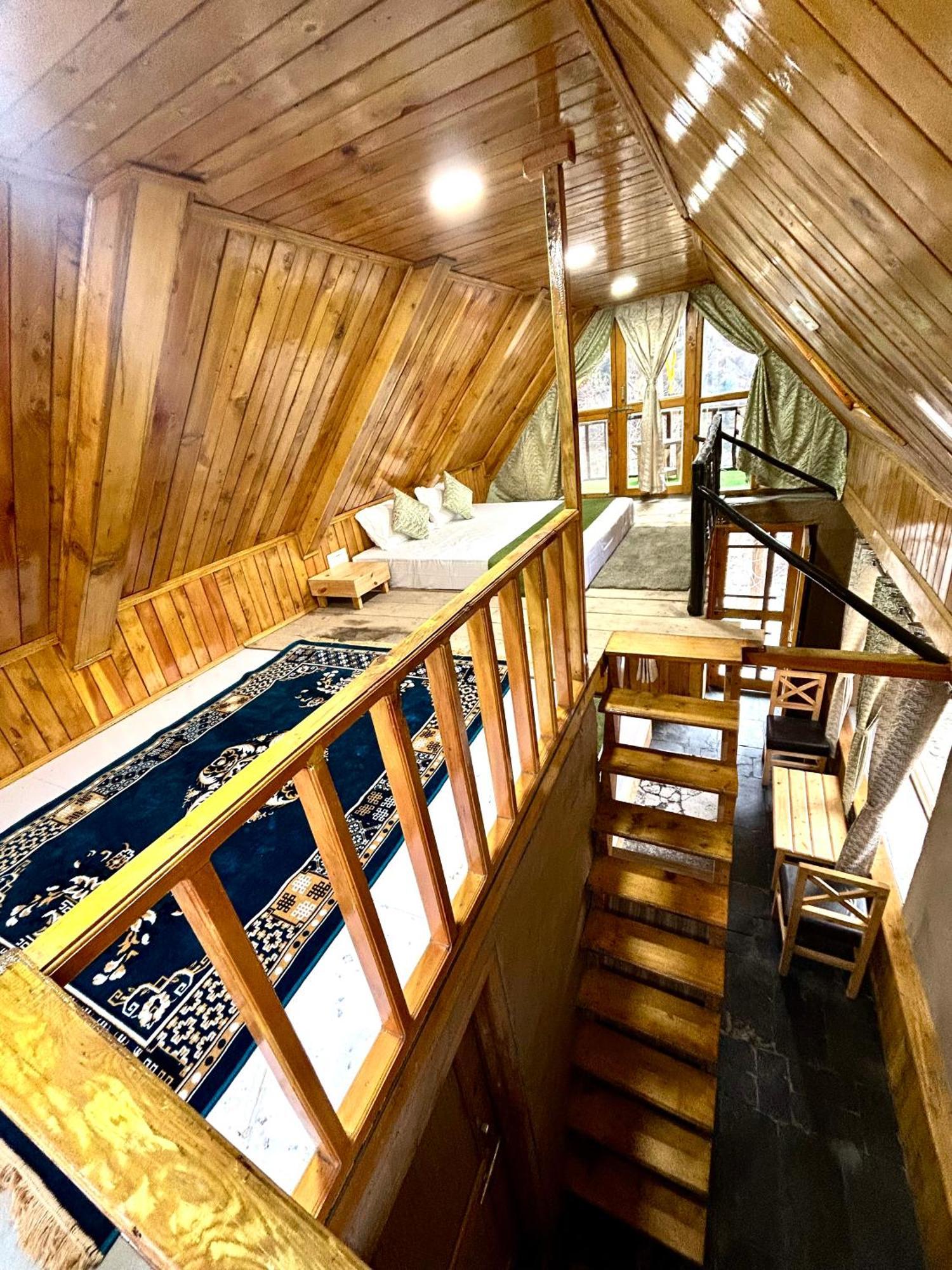 Sainj Riverside Cottages Kültér fotó